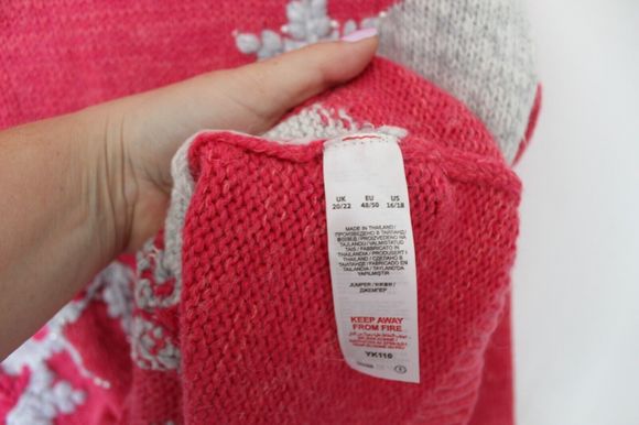 joe browns jumper women Size 20 to 22 Snowflake design winter Woolies - Picture 5 of 7